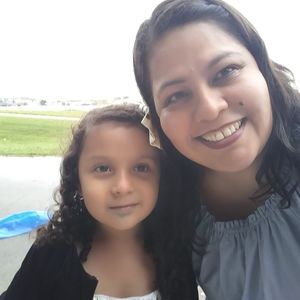 Meet your Posher, Pilar